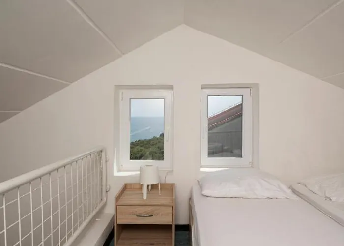 Hostin Roza Duga Uvala *