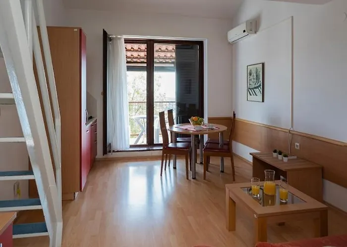 Hostin Roza Duga Uvala