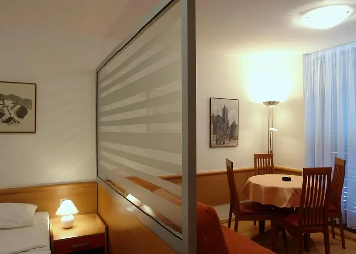 Hostin Roza Duga Uvala Krnica