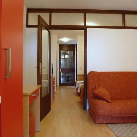 Hostin Roza Duga Uvala Krnica