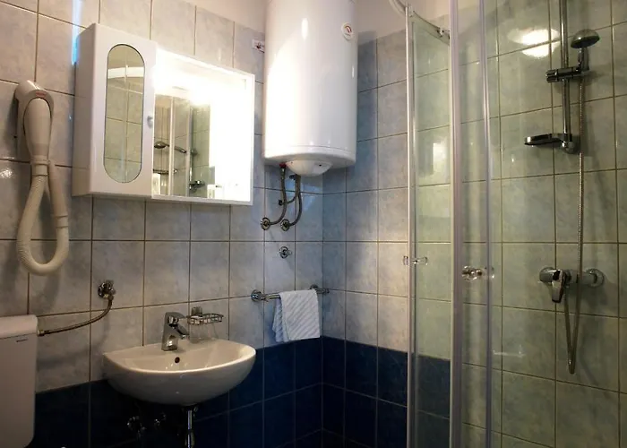 Hostin Roza Duga Uvala * Krnica