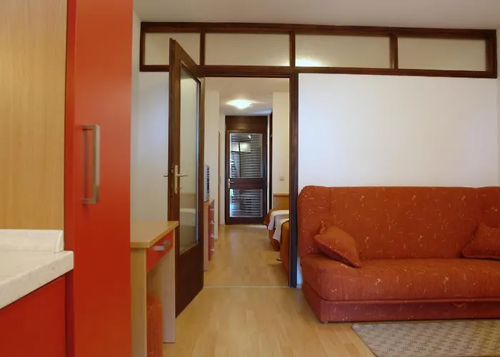 Hostin Roza Duga Uvala Krnica